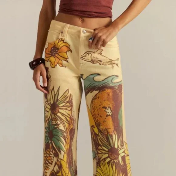 We The Free  tinsley beach scene printed denim jeans sunflowers wide leg barrel - Picture 4 of 14